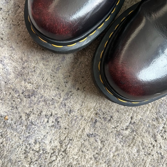 Dr. Martens Womens Chelsea boots size 9 - Picture 3 of 8